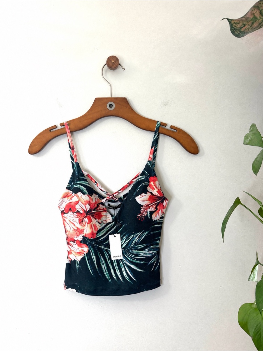 SMALL.G Tropical Floral Crop Tank Top NWT Women’s Small